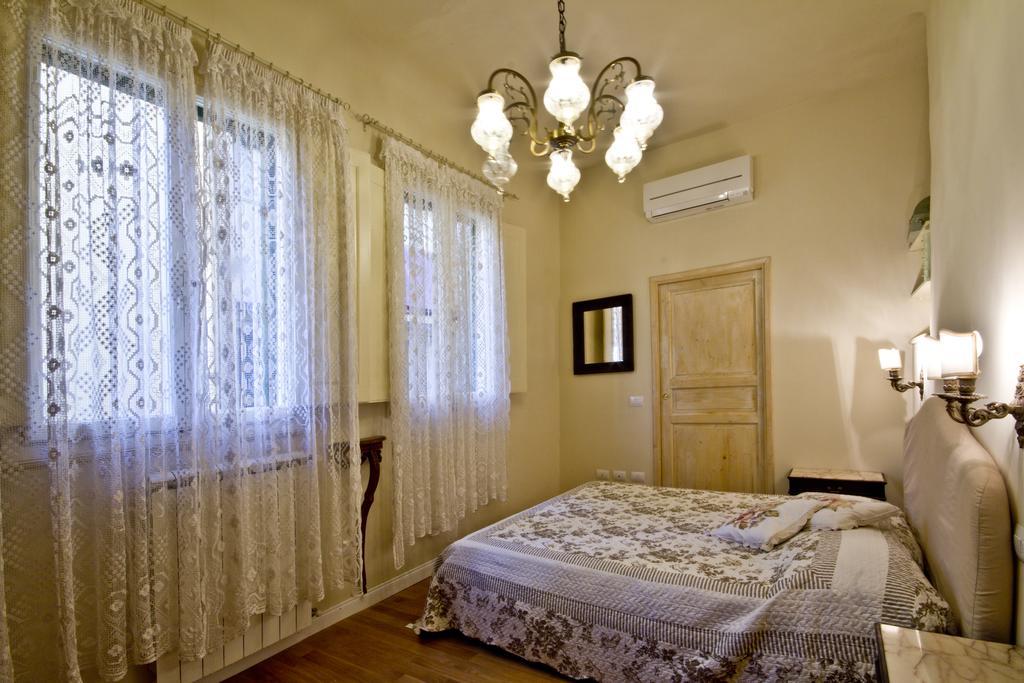 San Marco Apartment Floransa Oda fotoğraf